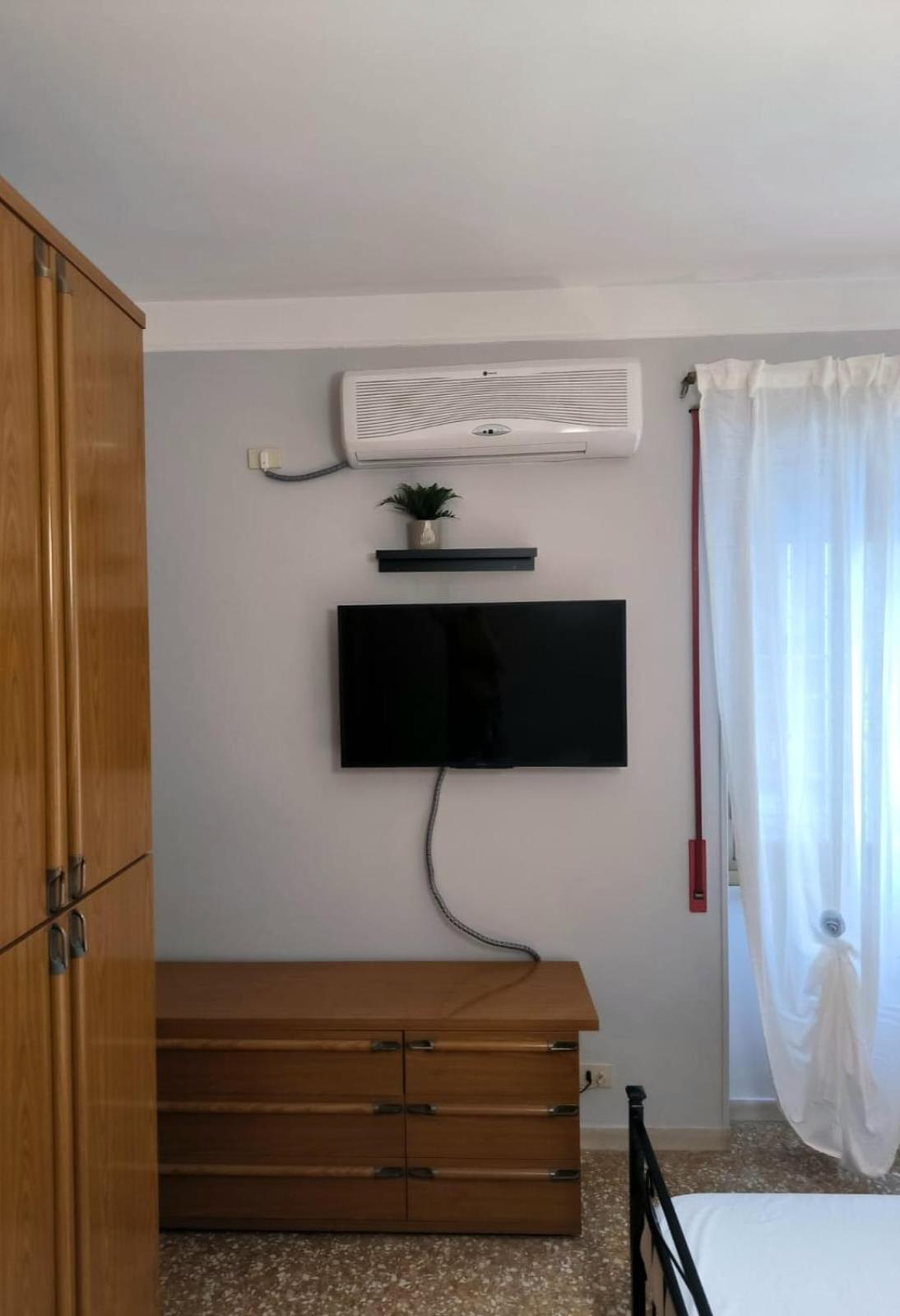 Bilocale In Via Degli Orti Variani Rom Exteriör bild